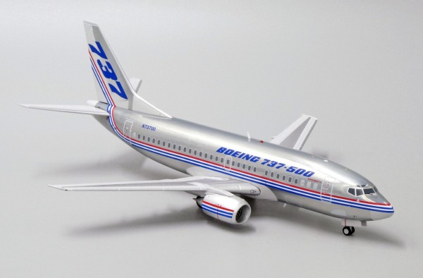 Boeing 737-500 House Color "old livery" N73700 Scale 1/200
