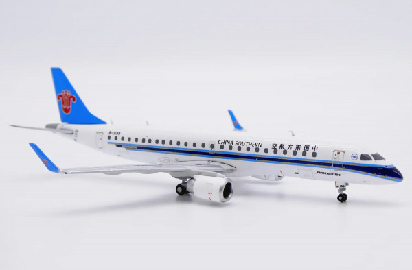 JC Wings Embraer 190 China Southern "800th E-Jet" B-3199 1:400 Modellflugzeug