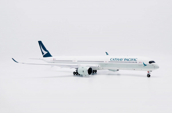 JC Wings Airbus A350-1000 Cathay Pacific "Kai Tak Low Pass" Flaps Down B-LXI 1:200 Modellflugzeug