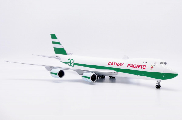 JC Wings Boeing 747-8F Cathay Pacific Cargo "80th Anniversary" B-LJE 1:200 Modellflugzeug