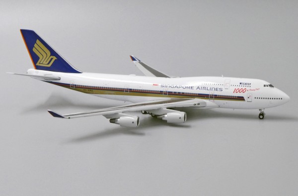 Boeing 747-400 Singapore Airlines "1000th Boeing 747" 9V-SMU Scale 1/400