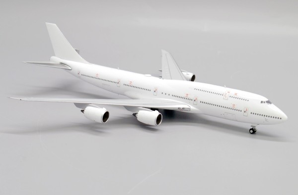 Boeing 747-8(BBJ) "Blank" Scale 1/400