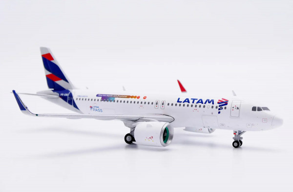 JC Wings Airbus A320neo LATAM "LATAM Pass" PR-XBE 1:400 Modellflugzeug