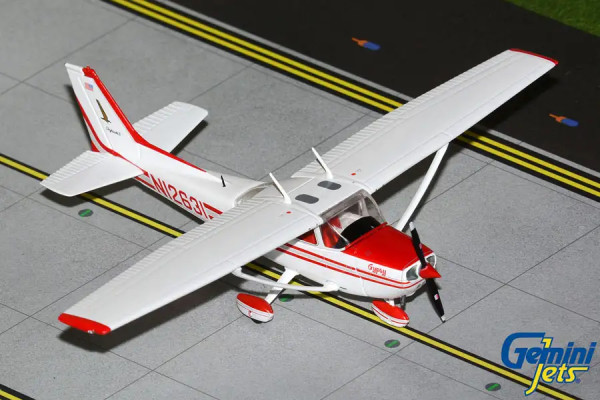 GeminiJets Cessna 172S Skyhawk II Private "Sporty's Edition" N12631 1:72 Modellflugzeug
