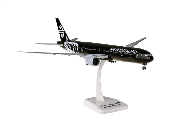 Boeing 777-300ER Air New Zealand "All Black" New Livery ZK-OKQ Scale 1:200