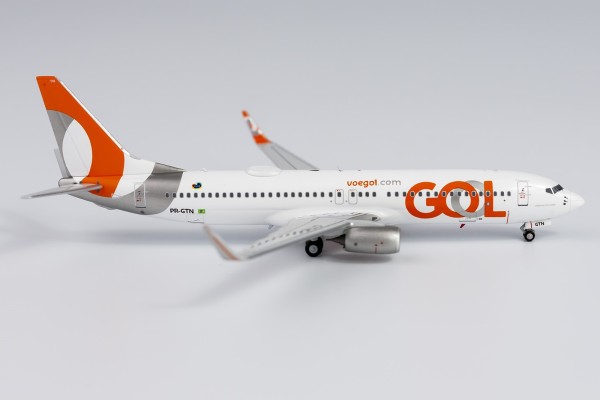 Boeing 737-800 Gol Linhas Aéreas with domain title (updated normal livery) PR-GTN Scale 1/400