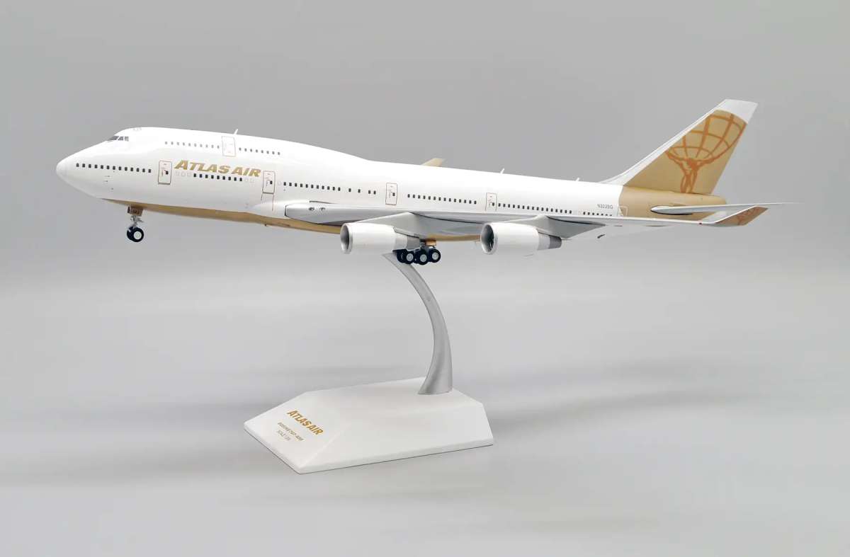 JC Wings Boeing 747-400 Atlas Air Gold N322SG 1:200 sichern