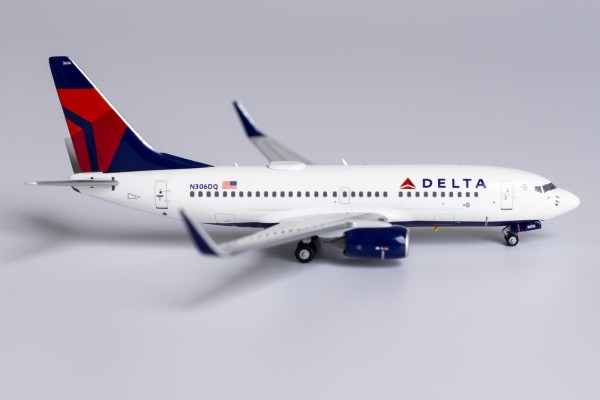 Boeing 737-700/w Delta Air Lines N306DQ Scale 1/400