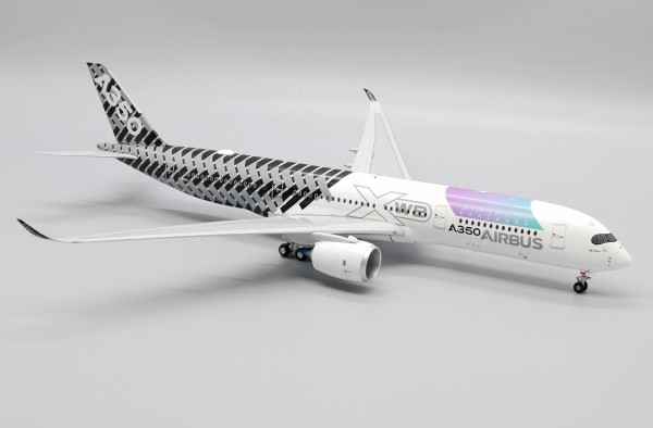 Airbus A350-900XWB House Color "Airspace Explorer" F-WWCF Scale 1/200