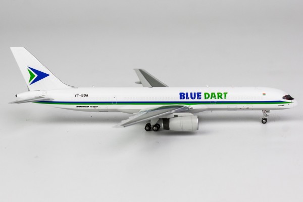 NG Model Boeing 757-200F Blue Dart VT-BDA 1:400 Modellflugzeug