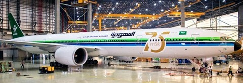 Boeing 777-300ER Saudi Arabian Airlines "Retro Livery" HZ-AK28 Scale 1/400