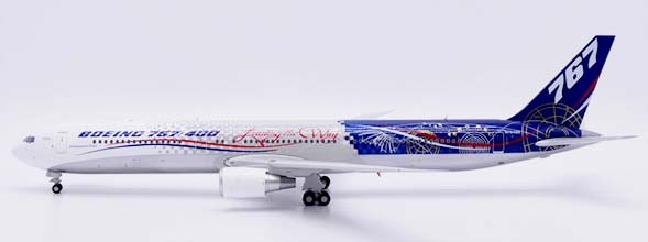JC Wings Boeing 767-400ER House Color "Leading the Way" polished N76400 1:200 Modellflugzeug
