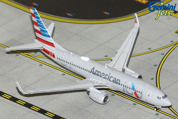 GeminiJets Boeing 737-800 American "Centennial" 1:400 Modellflugzeug
