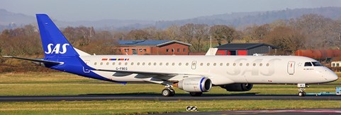 Embraer 190-200LR SAS Link SE-RSK Scale 1/200