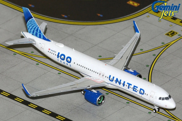 GeminiJets Airbus A321neo United "100 Years" N44550 1:400 Modellflugzeug