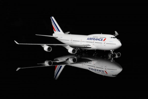 SQ Wings Boeing 747-400 Air France Flaps Down F-GITD 1:200 Modellflugzeug