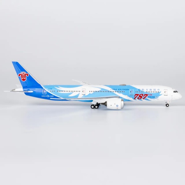 NG Model Boeing 787-9 China Southern "787th 787 ever delivered" B-1168 1:400 Modellflugzeug