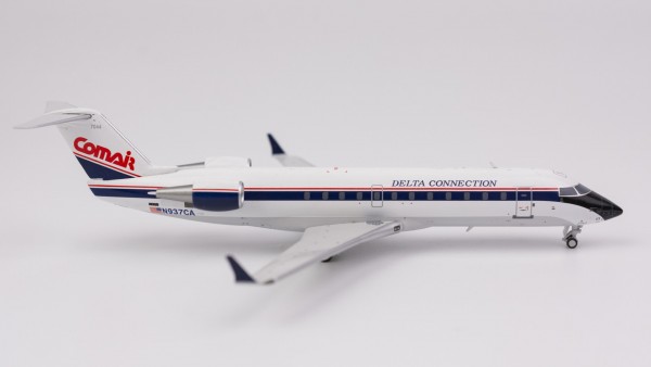 Bombardier CRJ-100ER Delta Connection (Comair) N937CA Scale 1/200
