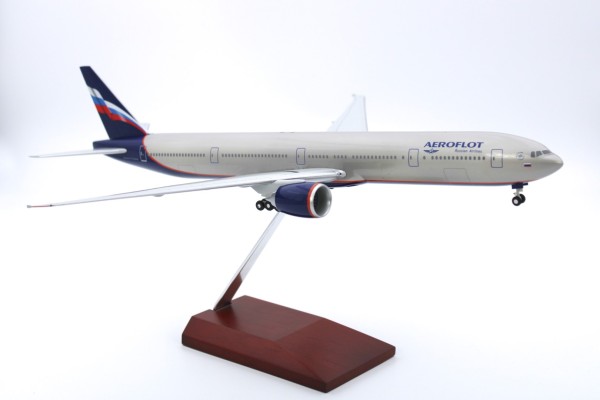 Boeing 777-300ER Aeroflot Russian Airlines Scale 1:200 LIMITED EDITION!