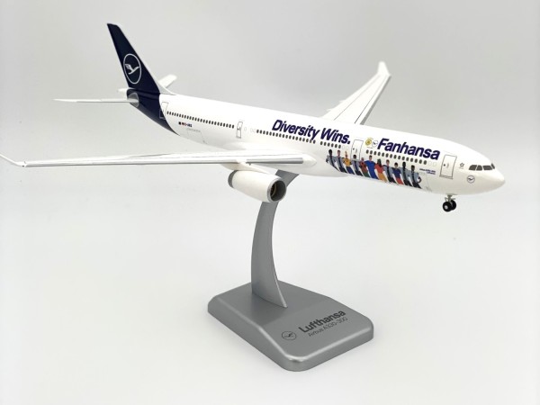Airbus A330-300 Lufthansa "DIVERSITY WINS: FANHANSA" D-AIKQ Scale 1:200 w/G