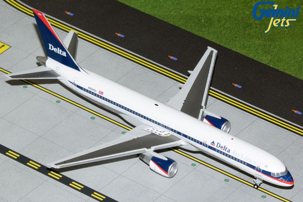 Boeing 757-200 Delta Air Lines "interim" livery, polished belly N604DL Scale 1/200