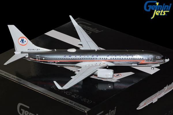 GeminiJets Boeing 737-800 American "Astrojet" polished N905NN 1:100 Modellflugzeug