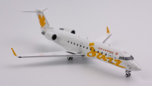 Bombardier CRJ-200LR Air Canada Jazz "orange" C-GKEW Scale 1/200