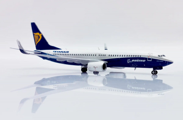 JC Wings Boeing 737-800 Ryanair "Dreamliner" EI-DCL 1:400 Modellflugzeug