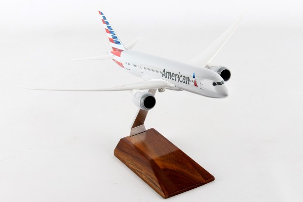 Boeing 787-8 American Airlines with Wood Stand N800AN Scale 1/200