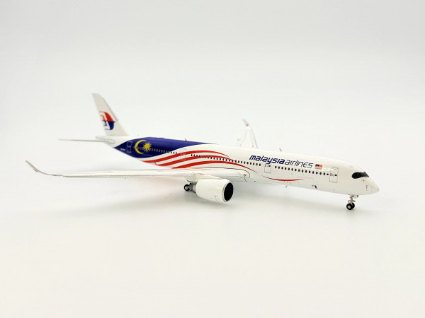 JC Wings Airbus A350-900 Malaysia Flaps Down 9M-MAG 1:400 Modellflugzeug