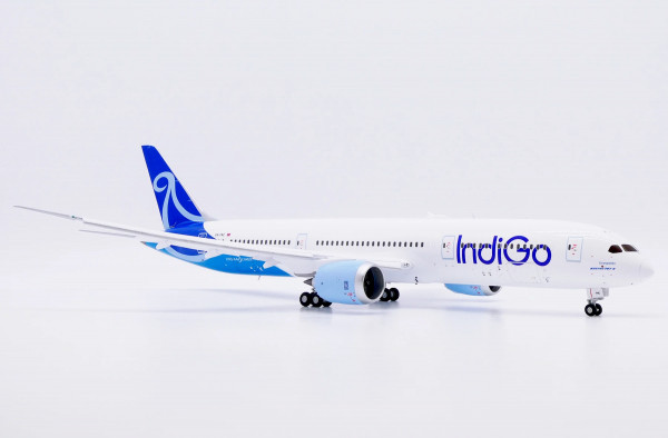JC Wings Boeing 787-9 IndiGo Norse Atlantic Flaps Down LN-FNC 1:200 Modellflugzeug