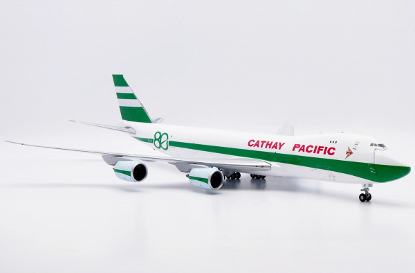 JC Wings Boeing 747-8F Cathay Pacific Cargo "80th Anniversary" B-LJE 1:200 Modellflugzeug