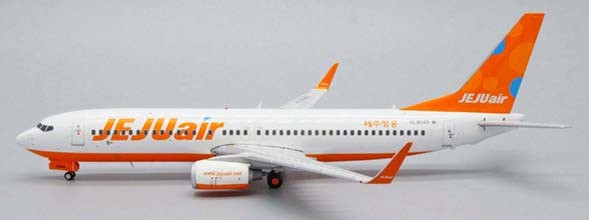 JC Wings Boeing 737-800 Jeju HL8049 1:200 Modellflugzeug