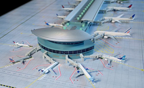 Deluxe Airport Terminal GeminiJets Scale 1/400