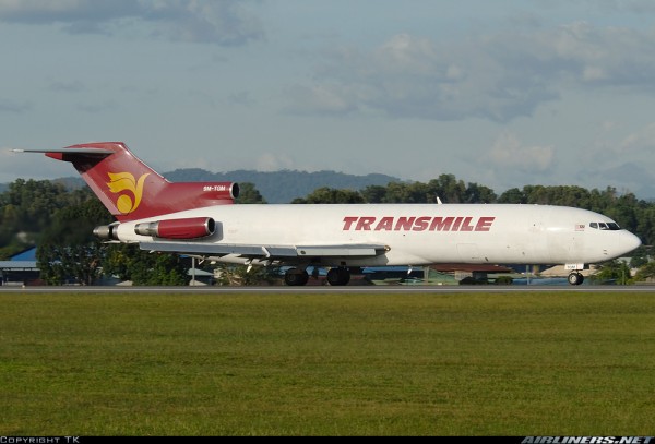 Boeing 727-200F(Adv) Transmile Air Services 9M-TGM Scale 1/200