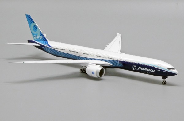 Boeing 777-9X House Color N779XX Scale 1/400