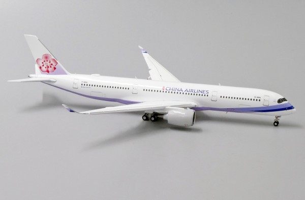 JC Wings Airbus A350-900 China Airlines B-18912