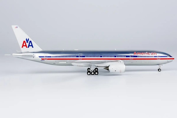 NG Model Boeing 777-200ER American "chrome" N795AN 1:400 Modellflugzeug