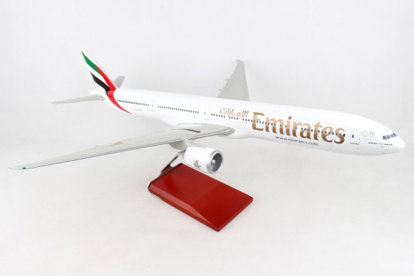 Boeing 777-300ER Emirates "EXPO" A6-ENV Scale 1/100 w/wood stand and gear