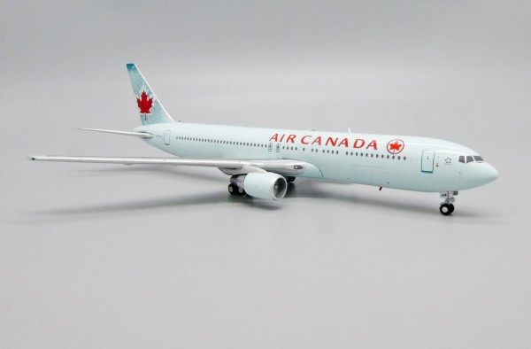 JC Wings Boeing 767-300ER Air Canada C-FTCA 1:400 Modellflugzeug