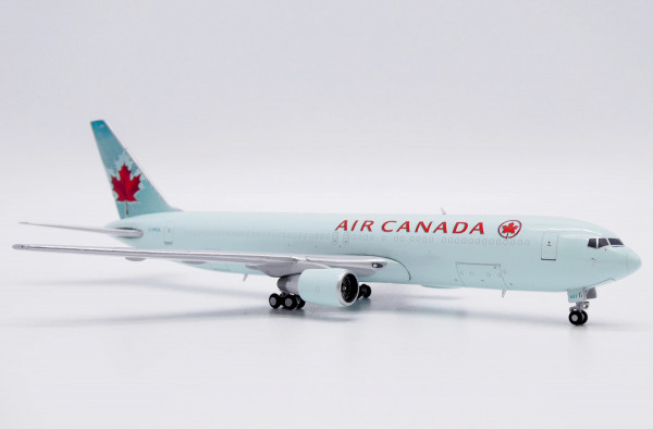 JC Wings Boeing 767-300F Air Canada Cargo C-FPCA 1:400 Modellflugzeug