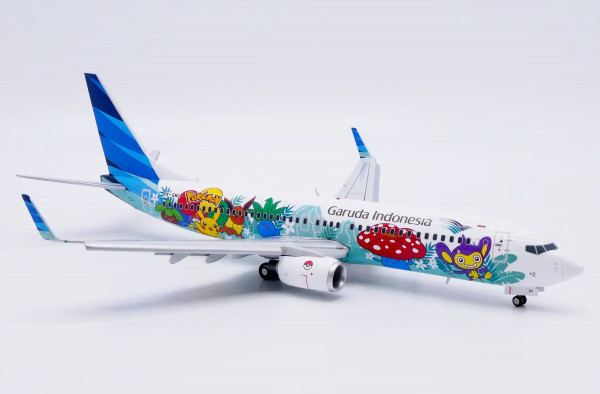 JC Wings Boeing 737-800 Garuda Indonesia "Pokemon" PK-GMU 1:200 Modellflugzeug