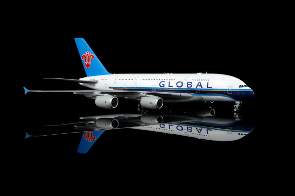 SQ Wings Airbus A380-800 Global Airlines 9H-GLOBL 1:200 Modellflugzeug