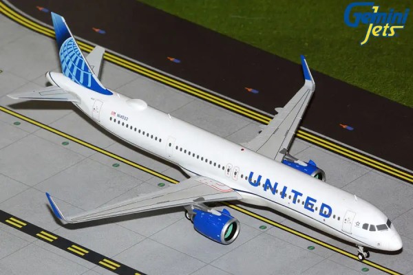 GeminiJets Airbus A321neo United N14502 1:200 Modellflugzeug