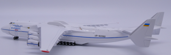 JC Wings Antonov An-225 Mrija blue Stripe Interactive UR-82060 1:400 Modellflugzeug