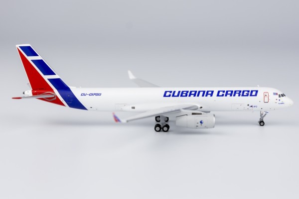 Tupolev Tu-204-100SE (TU-204CE) Cubana Cargo CU-C1700 Scale 1/400