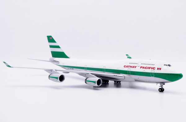 JC Wings Boeing 747-400 Cathay Pacific "OC" polished VR-HOR 1:200 Modellflugzeug