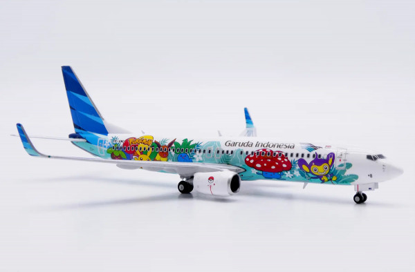 JC Wings Boeing 737-800 Garuda Indonesia "Pokemon" PK-GMU 1:400 Modellflugzeug