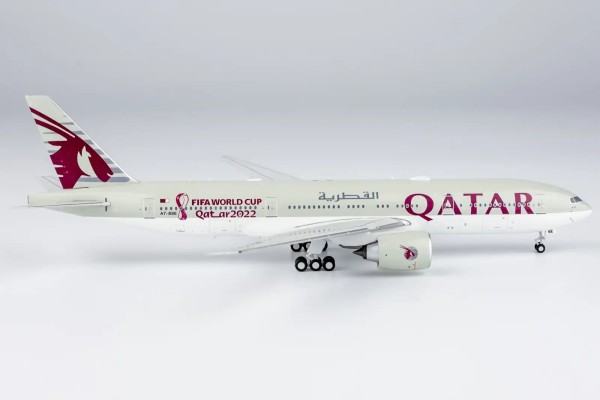 NG Model Boeing 777-200LR Qatar "FIFA World Cup Qatar 2022" A7-BBE 1:400 Modellflugzeug