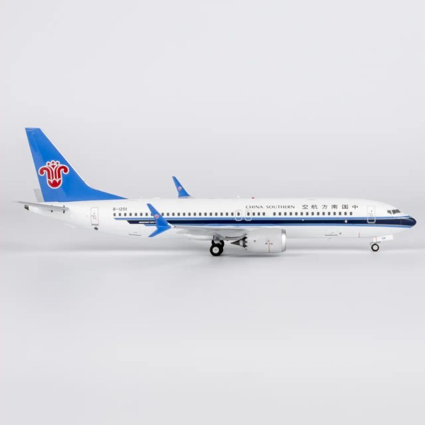 NG Model Boeing 737-MAX8 China Southern "1st 737 MAX introduced by CZ" B-1201 1:200 Modellflugzeug